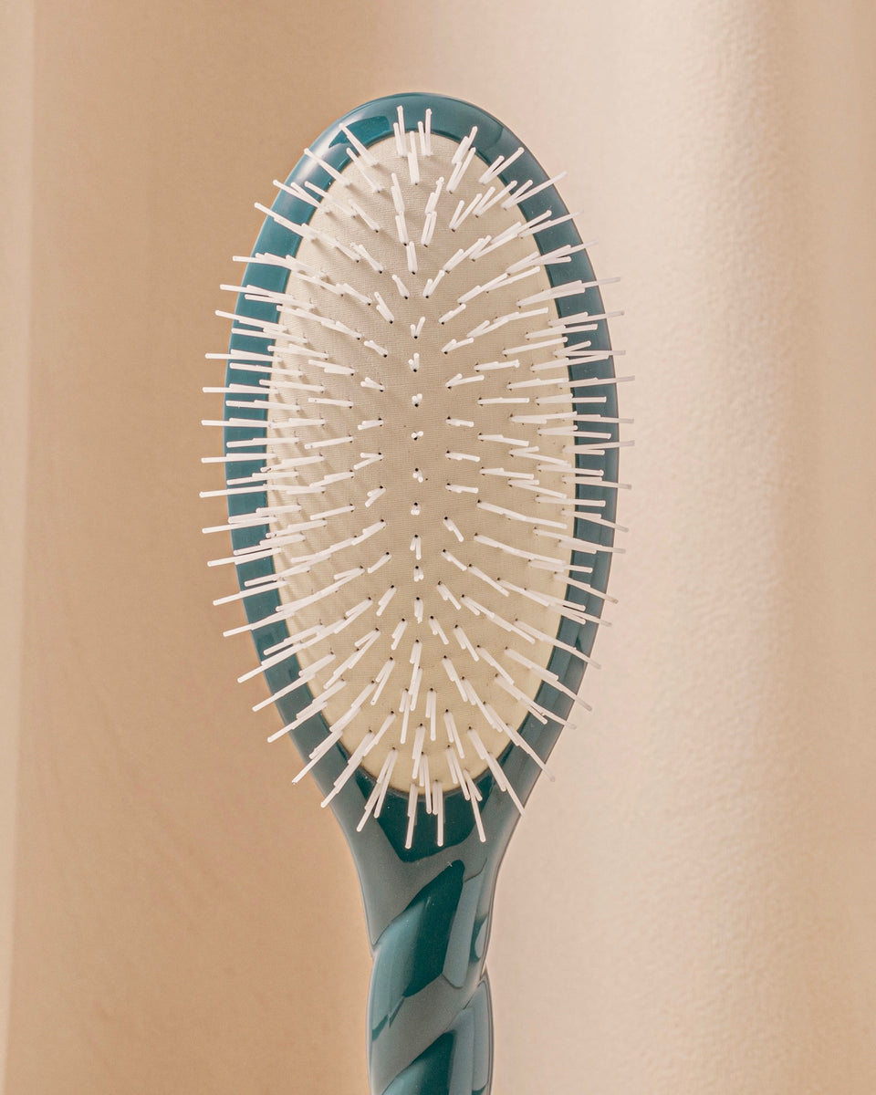 N.07 La Brosse Démêlante & Stimulante l'Intense Bleu Encre