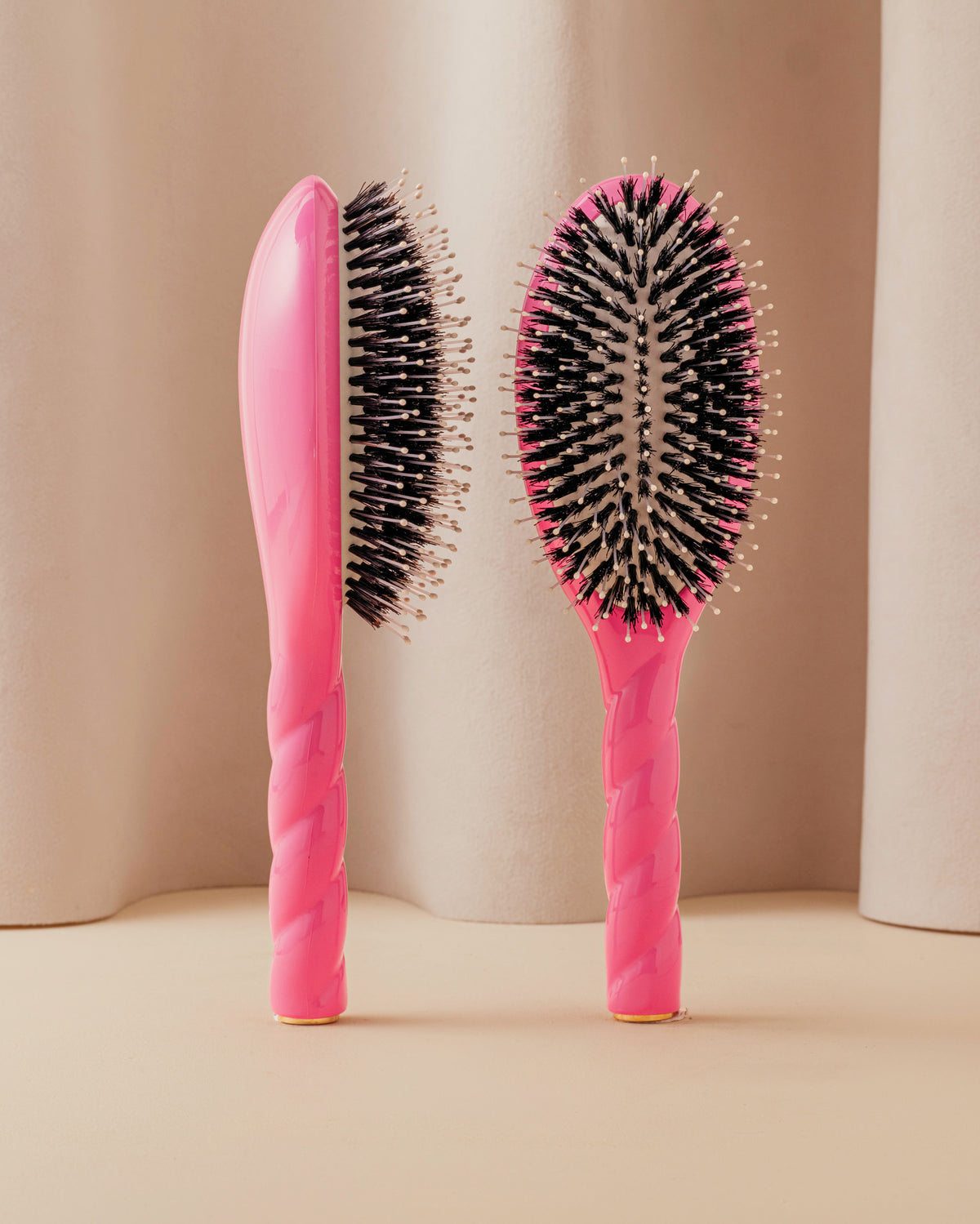 Edition limitée Octobre Rose N.03 La Brosse Cuir Chevelu Sensible l'Indispensable Douceur