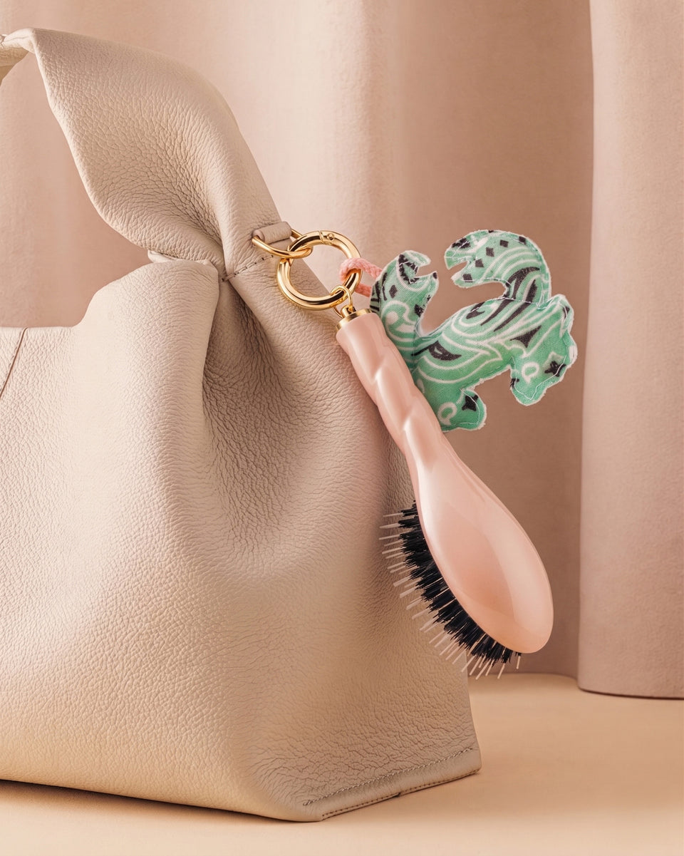 Call It By Your Name x La Bonne Brosse Duo: Powder Pink Micro Brush N.02 and its Charm