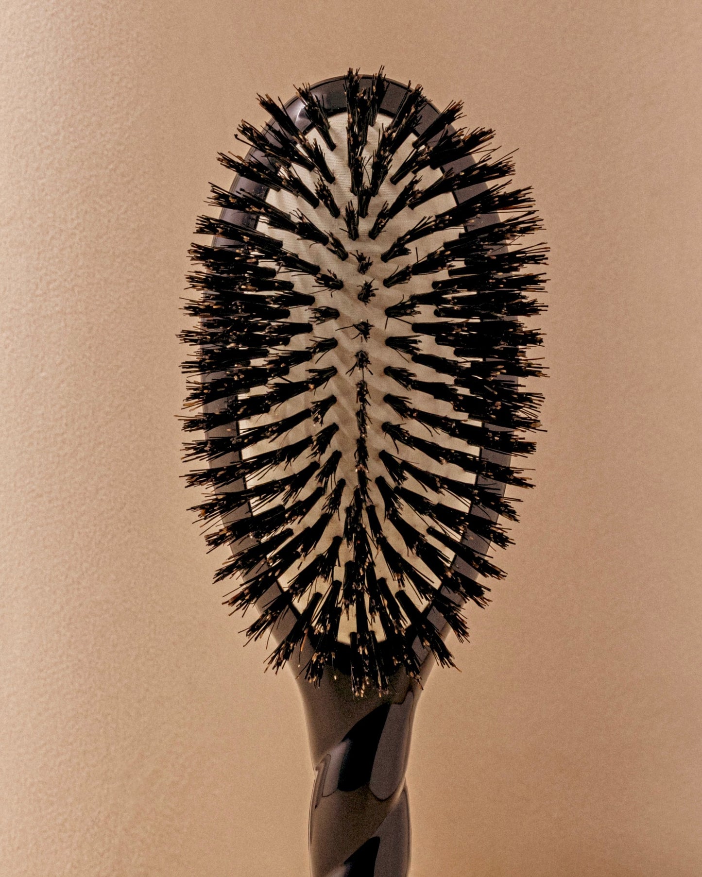 Trío: La Bonne Brosse, su Peine y su Funda Edición Negra