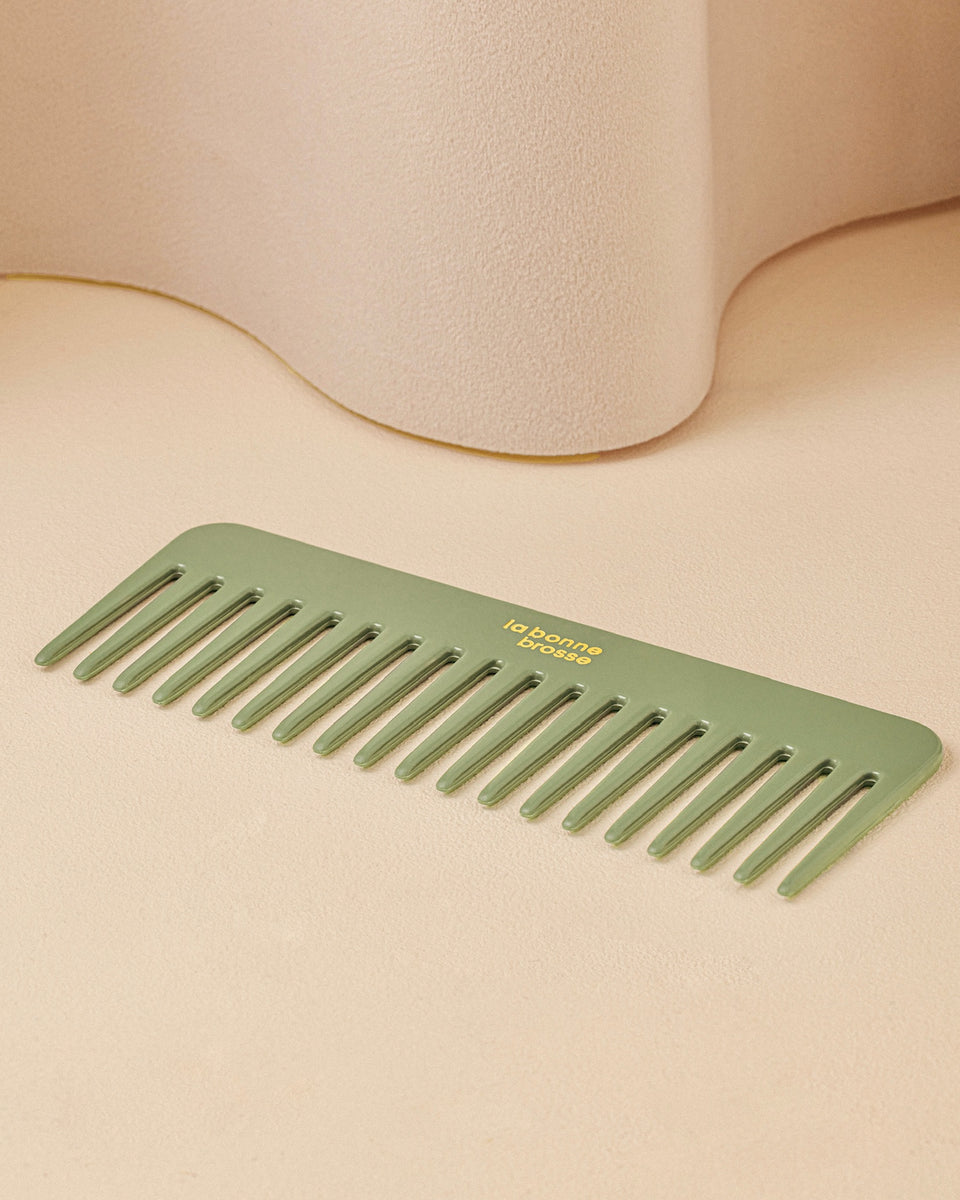 The Large Detangling Comb in Acetate Almond Green
