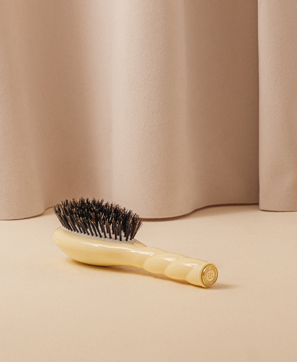 N.01 The Small Shine & Care Hair Brush The Universal Ivory Cair