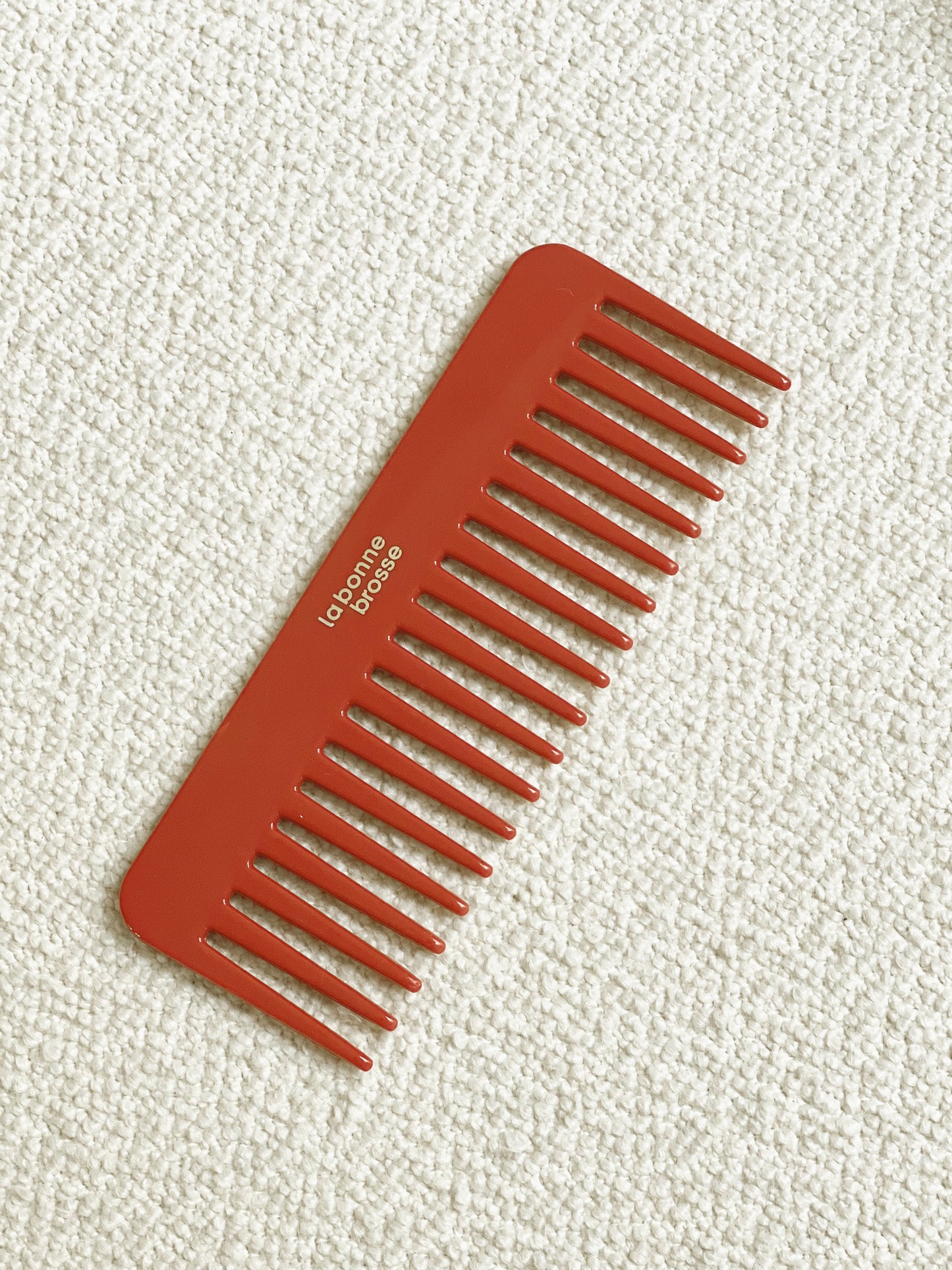 The Large Detangling Comb in Acetate Clay Court