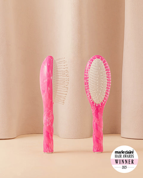 Roseanna x La Bonne Brosse N.04 The Small Detangling & Massaging Hairbrush The Miracle Pink Tie & Dye  - Image 1