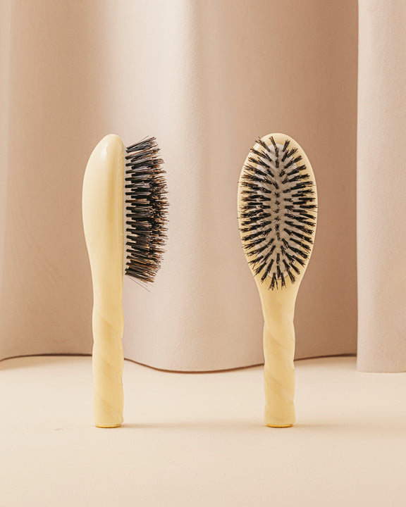 N.01 The Small Shine & Care Hair Brush The Universal Ivory Cair