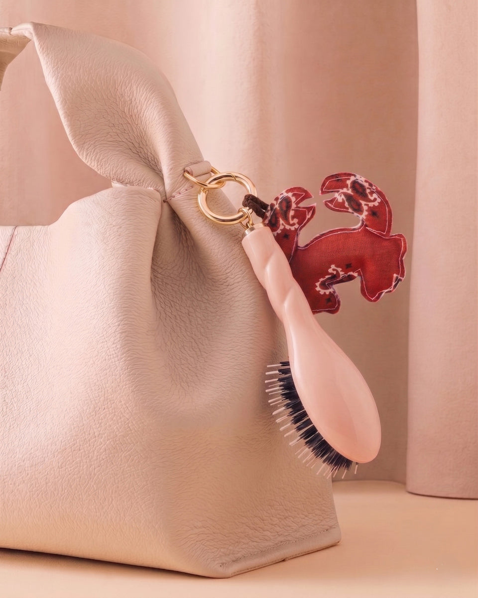 Call It By Your Name x La Bonne Brosse Duo: Powder Pink Micro Brush N.02 and its Charm