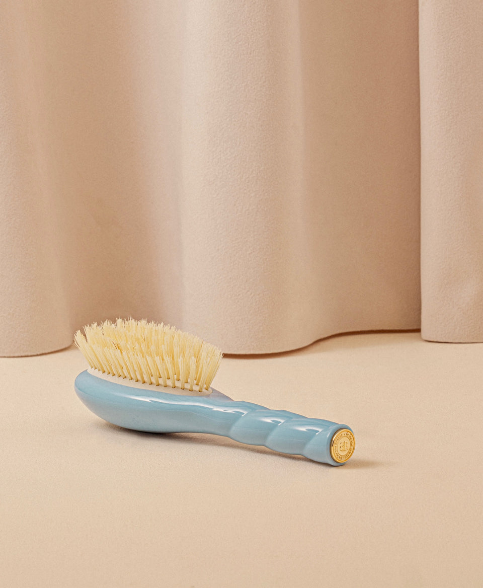 N.06 La brosse bébé Ma Première Brosse Bleu Ciel