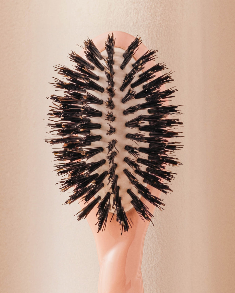 N.01 La Micro Brosse Brillance & Soin l’Universelle Rose Poudré