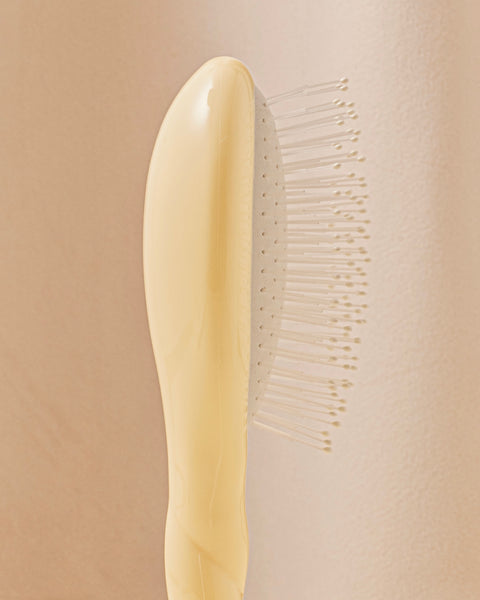 N.04 The Small Massaging Detangling Hair Brush THE MIRACLE Ivory Cair - Image 2