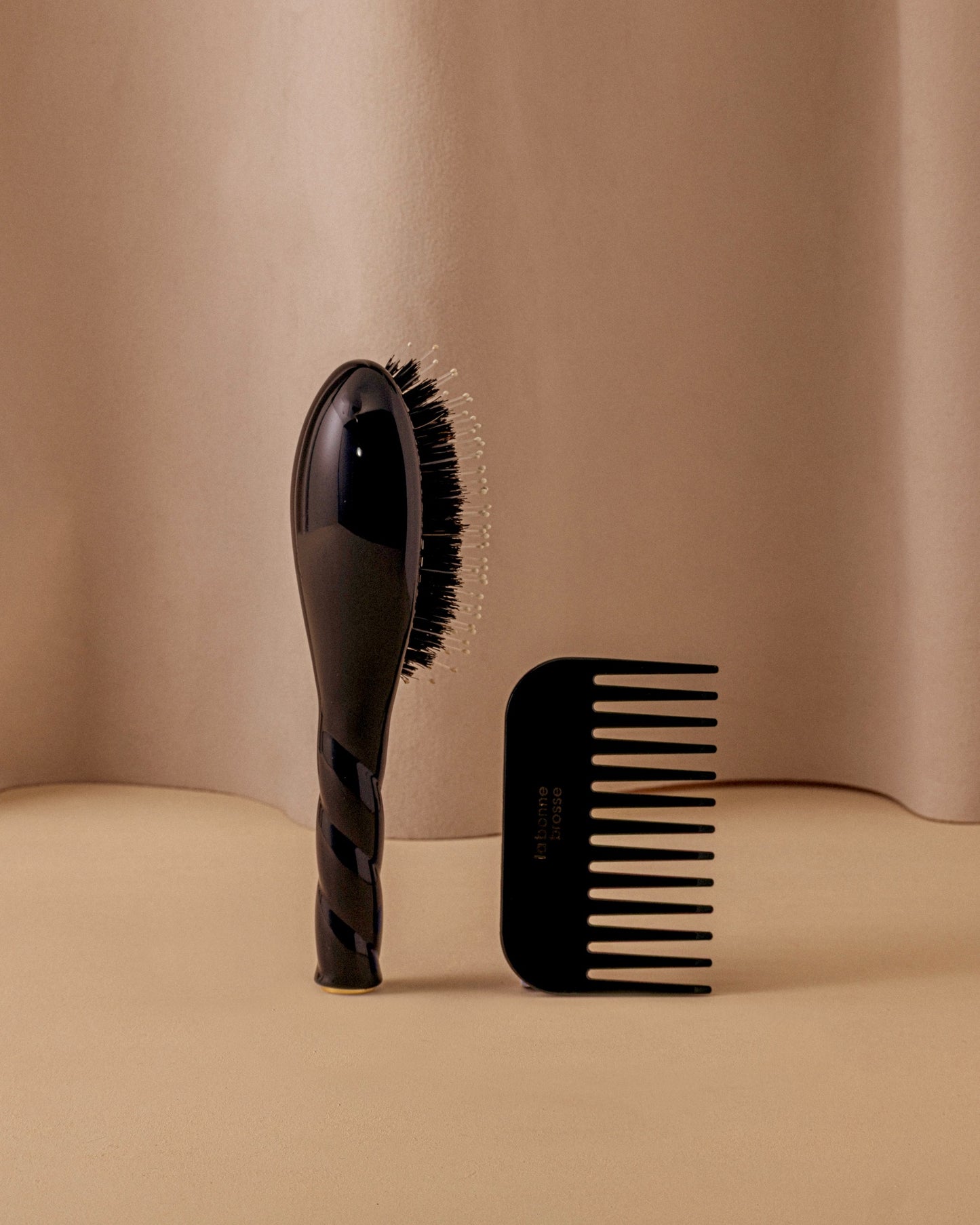 Edición Limitada El Peine Pequeño Grande Desenredante de Acetato Negro