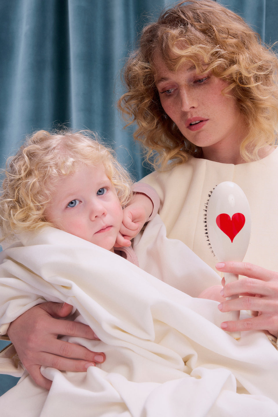 Limitierte Edition Königin der Herzen N.04 Die Entwirr und Massagebürste Das Wunder