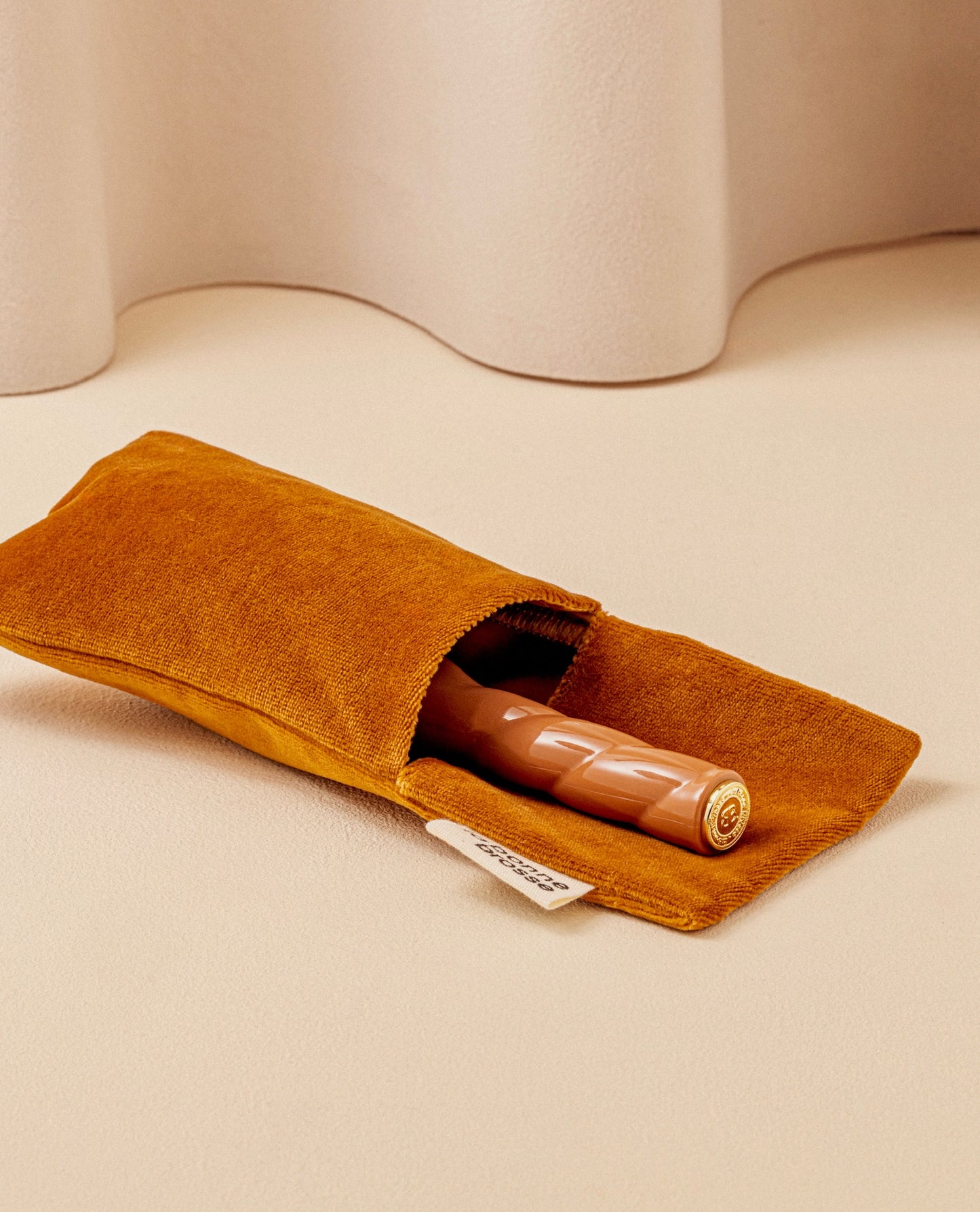 N.07 The Small Stimulating & Detangling Hair Brush The Intense Terracotta