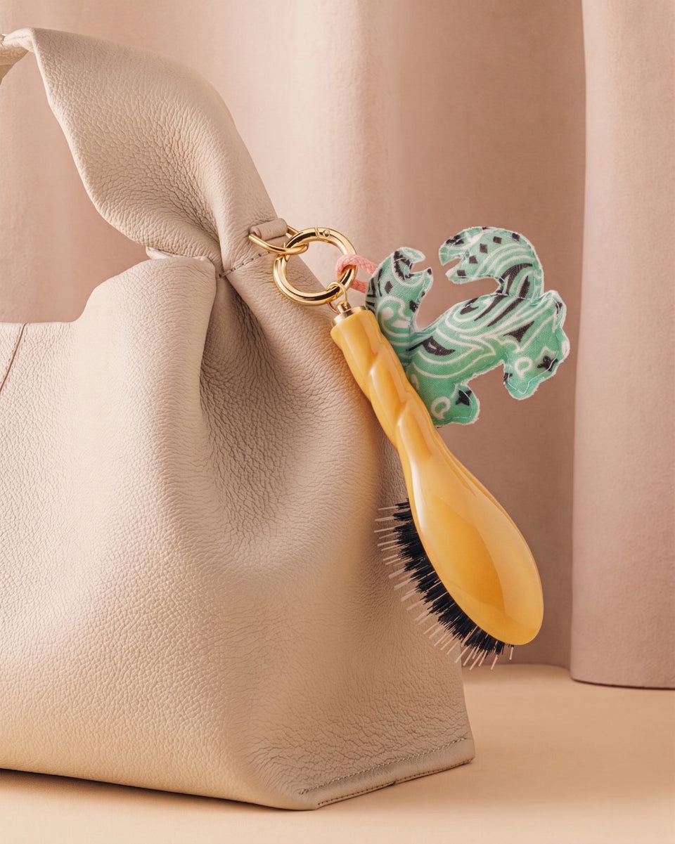 Call It By Your Name x La Bonne Brosse Duo: Micro Brush N.02 Saffron Yellow and its Charm