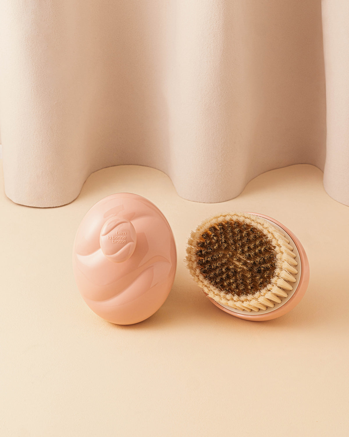 Talm x La Bonne Brosse N.01 El Cepillo Corporal para Pieles Sensibles Rosa Empolvado