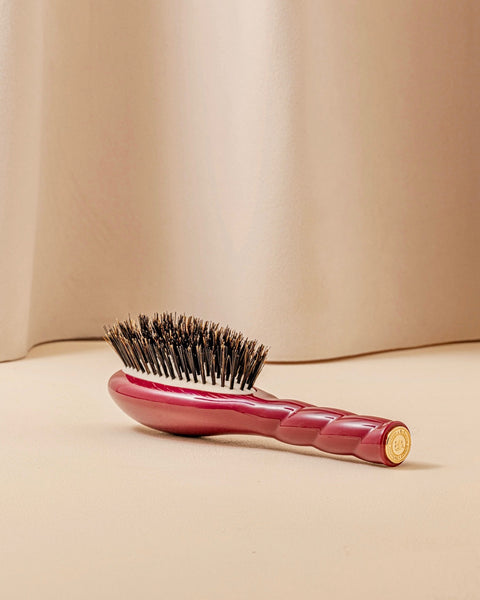 N.01 The Small Shine & Care Hair Brush THE UNIVERSAL Cherry Red - Image 3