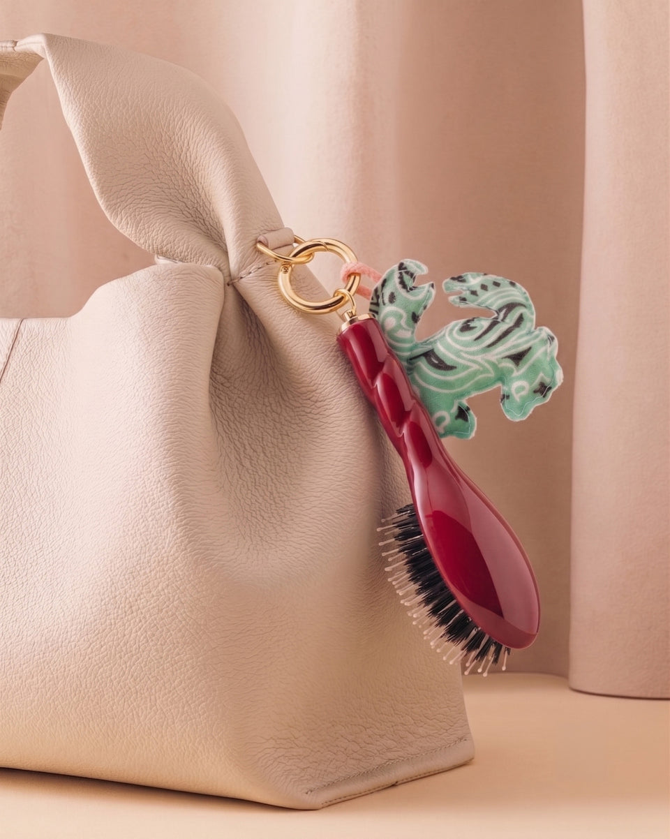 Call It By Your Name x La Bonne Brosse Duo: Micro Brush N.03 Cherry Red and its Charm