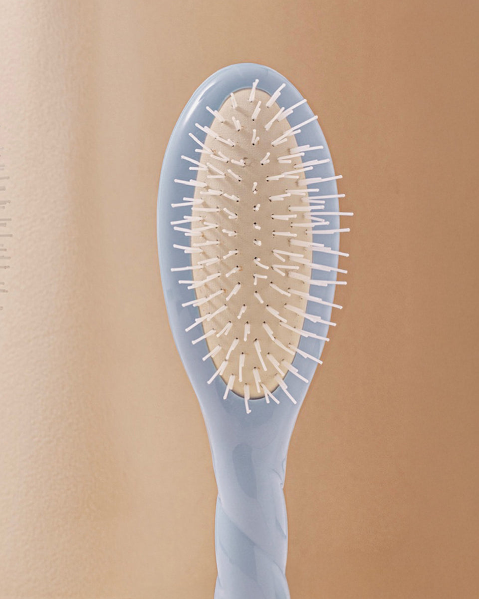 N.07 La Petite Brosse Démêlante & Stimulante l'Intense Bleu Ciel