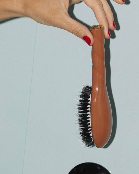 N.02 The Small Care & Detangling Hair Brush THE ESSENTIAL Terracotta - Image 2