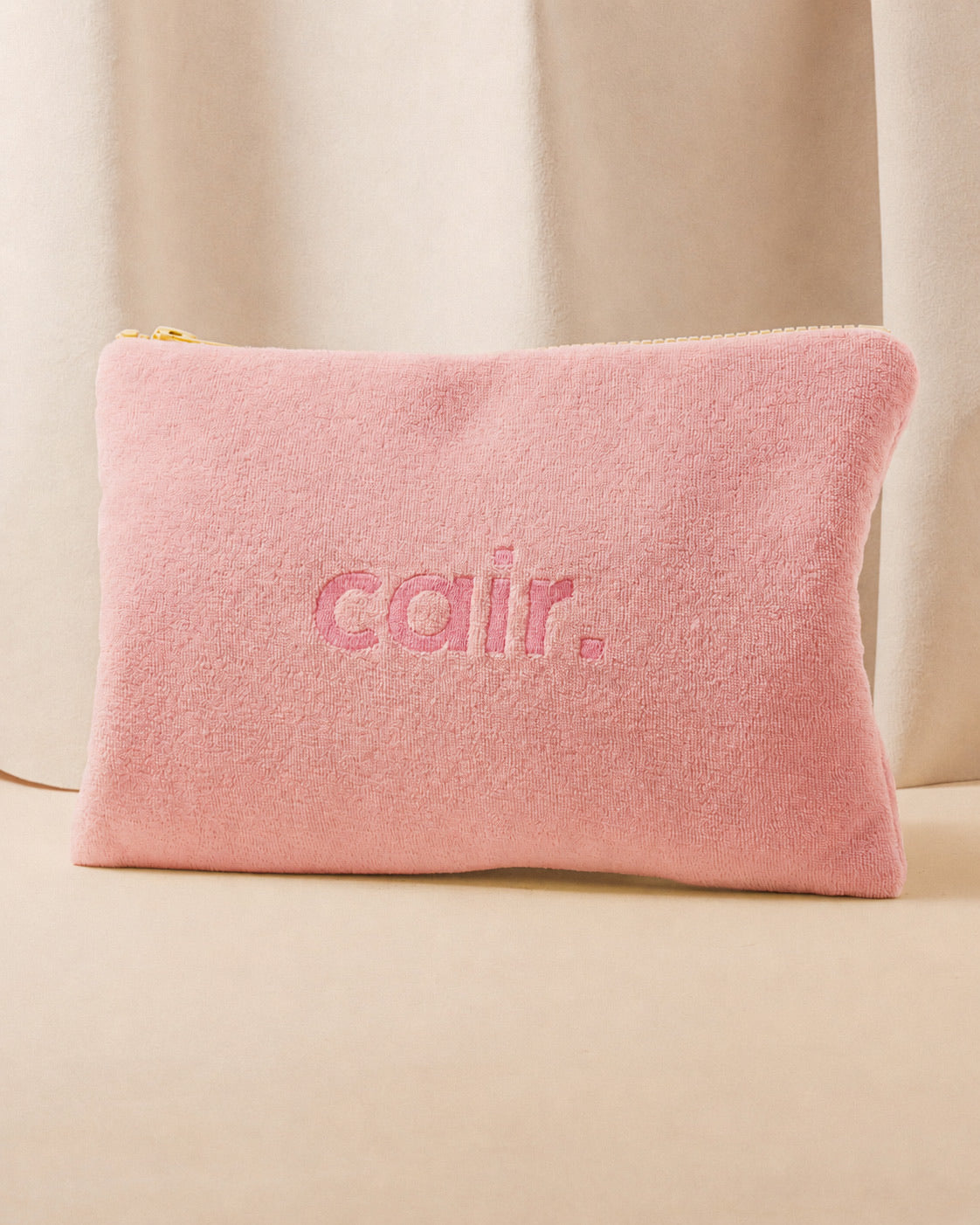 The Cair Velvet Pouch