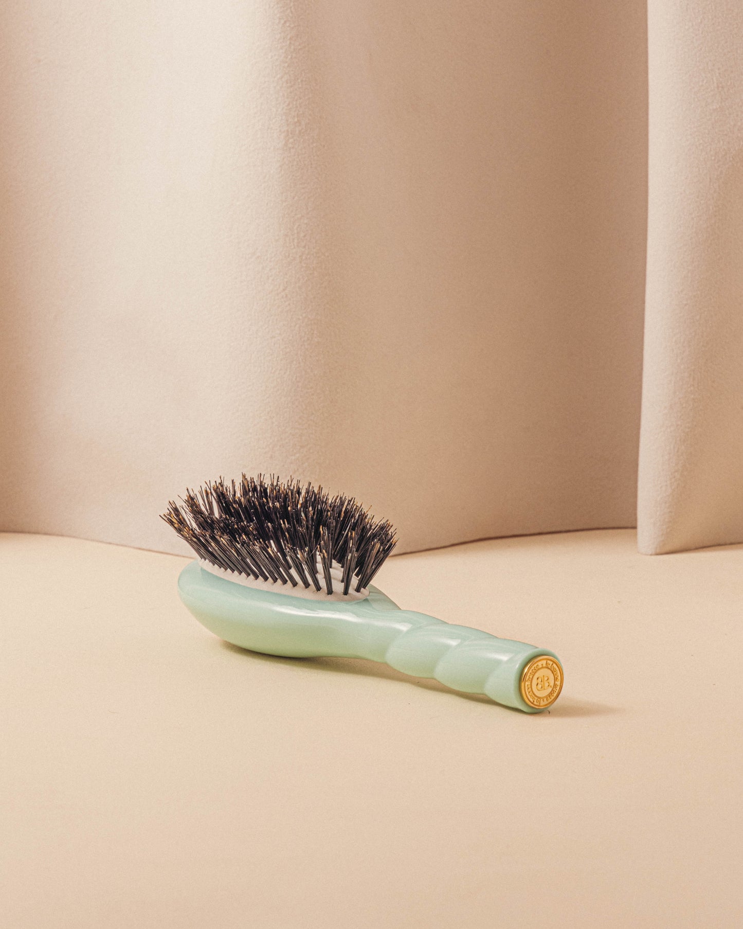 Limited Edition N.01 The Small Shine & Care The Universal Hairbrush Lagoon Blue