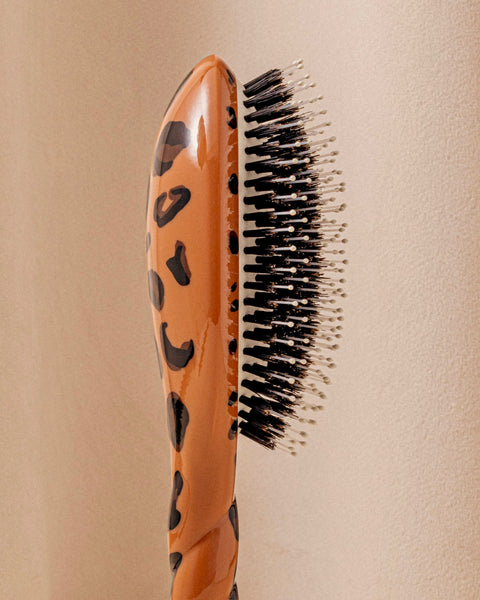 Balzac x La Bonne Brosse N.03 The Gentle Scalp Care Hair Brush The Essential Softness - Image 3