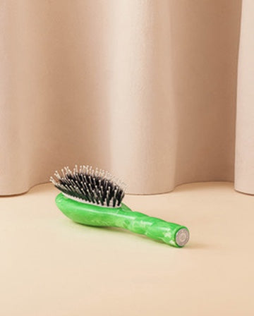 Roseanna x La Bonne Brosse N.03 La Petite Brosse Cuir Chevelu Sensible l'Indispensable Douceur Tie & Dye Vert