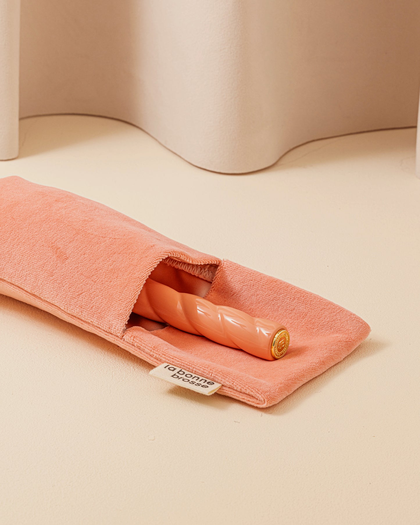 La Pochette "Grande Brosse" Corail