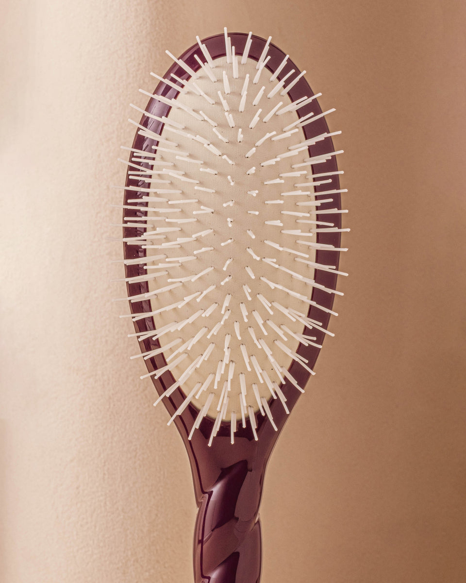 Limited Edition Aubergine N.07 The Detangling & Stimulating Hairbrush The Intense 