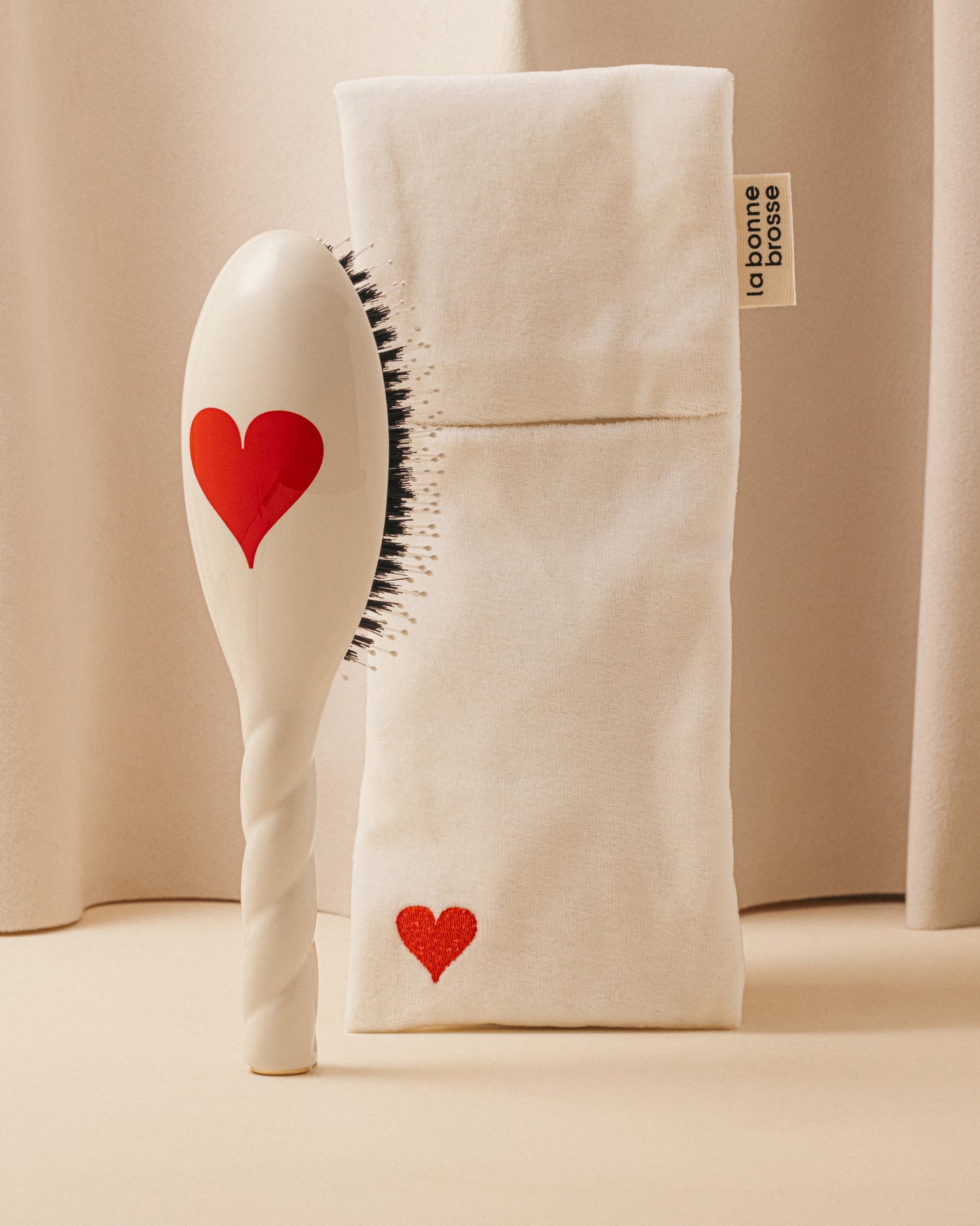 Limited Edition Queen of Hearts ‘Large HairBrush’ Pouch