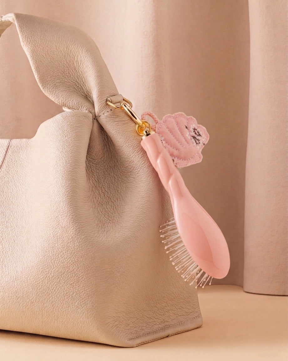 Call It By Your Name x La Bonne Brosse Duo: Micro Brush N.04 Powder Pink and Its Charm