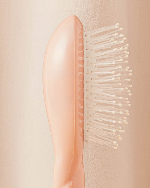N.04 La Micro Brosse Démêlante & Massante La Miracle Rose Poudré - Image 3