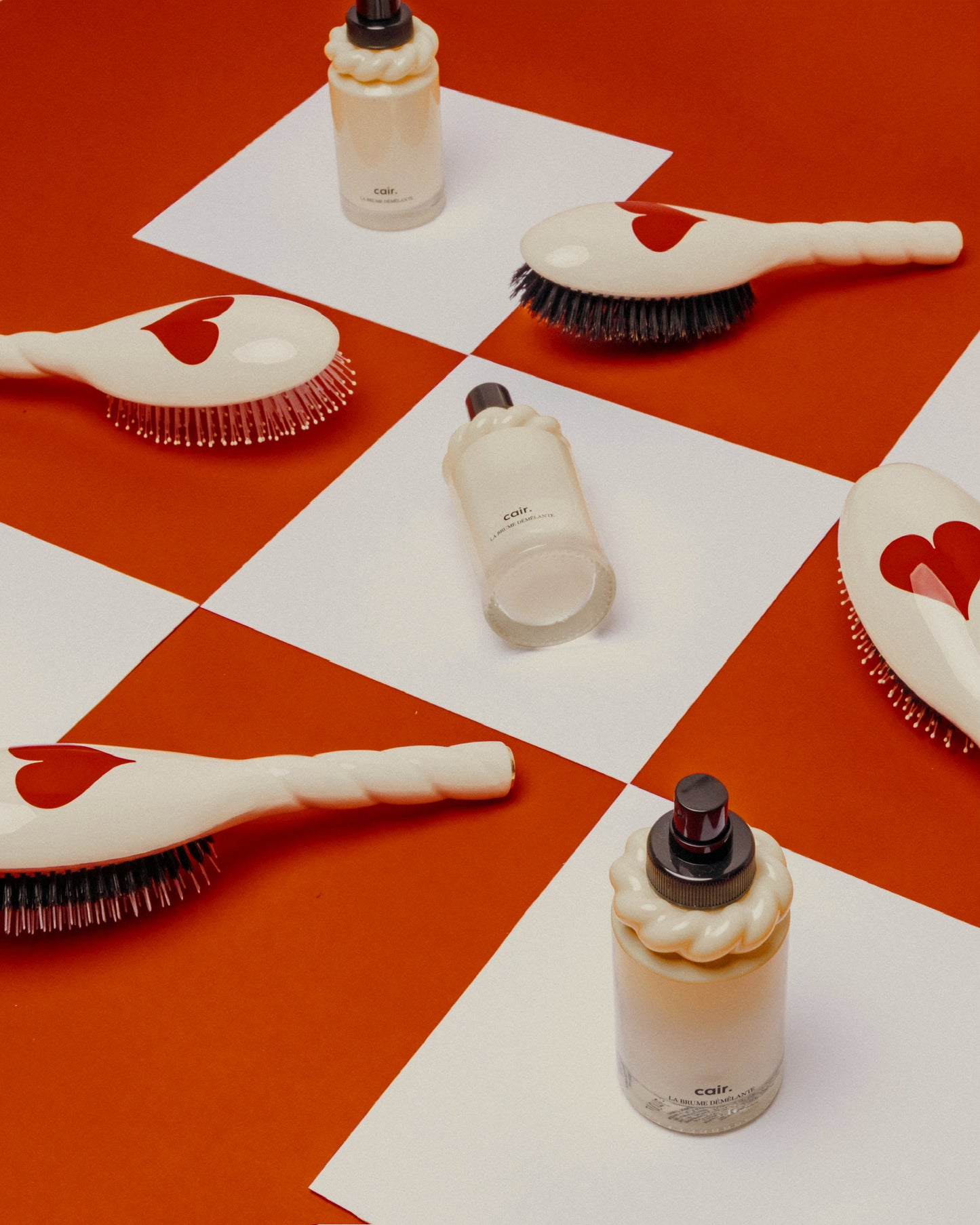 Edición Limitada Reina de Corazones N.04 El Cepillo Desenredante y Masajeador La Miracle