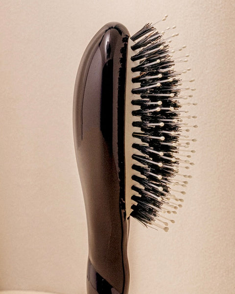 Black Édition N.03 La Petite Brosse Cuir Chevelu Sensible l'Indispensable Douceur - Image 3