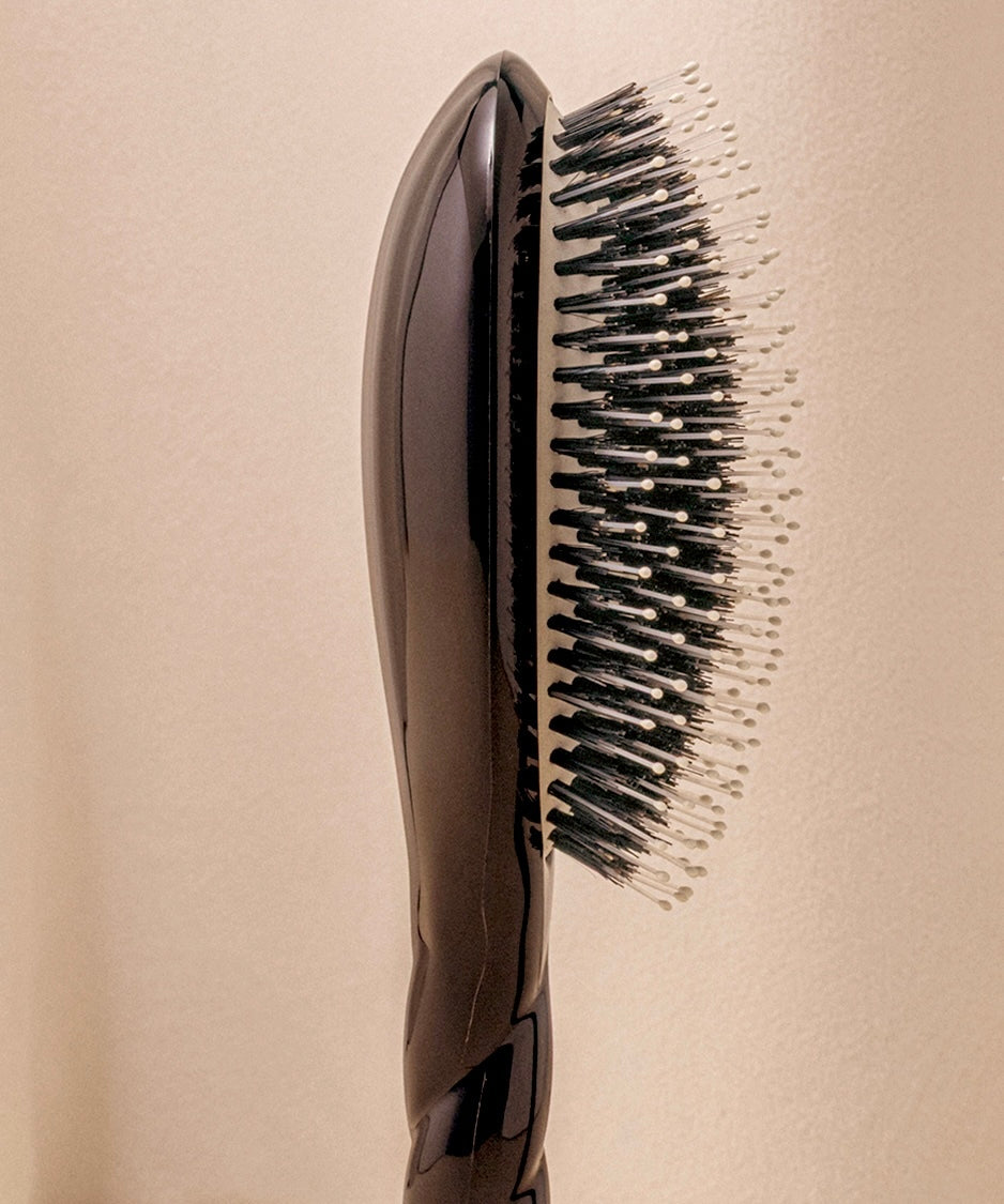 Black Édition N.03 La Brosse Cuir Chevelu Sensible l'Indispensable Douceur