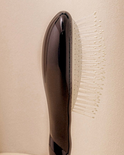 Black Édition N.04 La Petite Brosse Démêlante & Massante La Miracle - Image 3