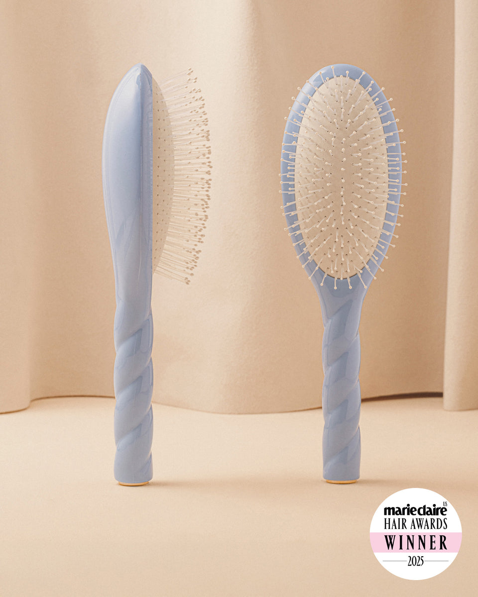 N.04 The Small Massaging Detangling Hairbrush The Miracle Sky Blue