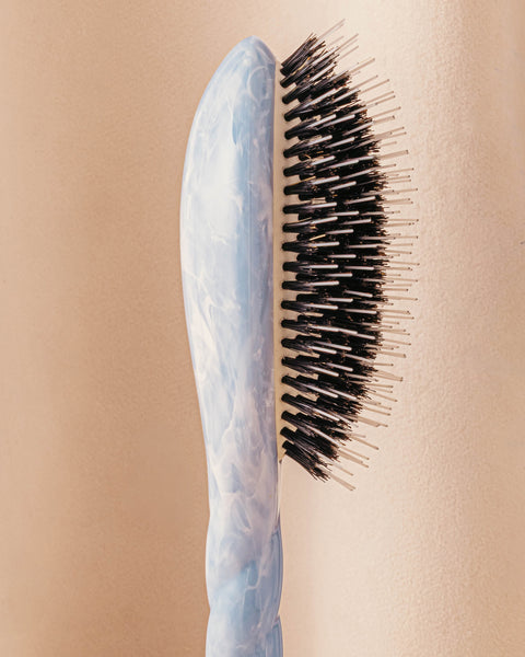 Roseanna x La Bonne Brosse N.02 The Care & Detangling Hairbrush The Essential Blue Tie & Dye - Image 3