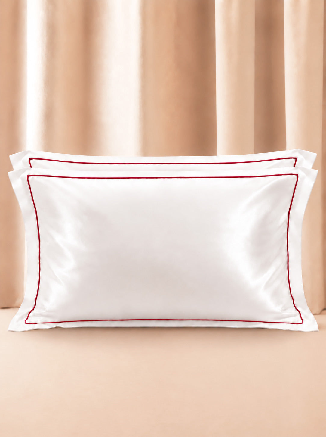 El Set de 2 Fundas de Almohada de Seda Rojo Cereza