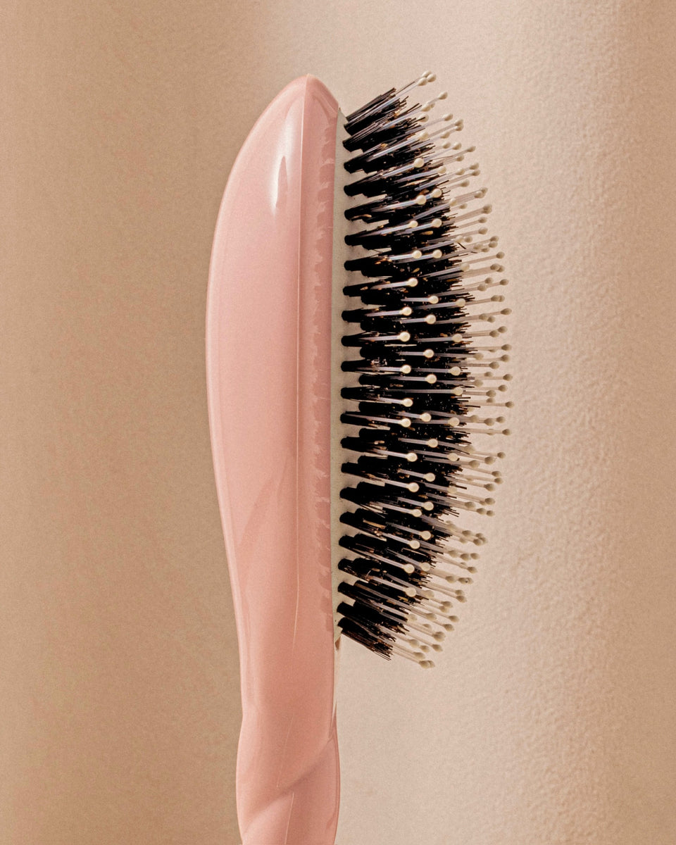 La Bonne Brosse  "Octobre Rose" Limited Edition N.03 The Essential Softness Sensitive Scalp Hairbrush