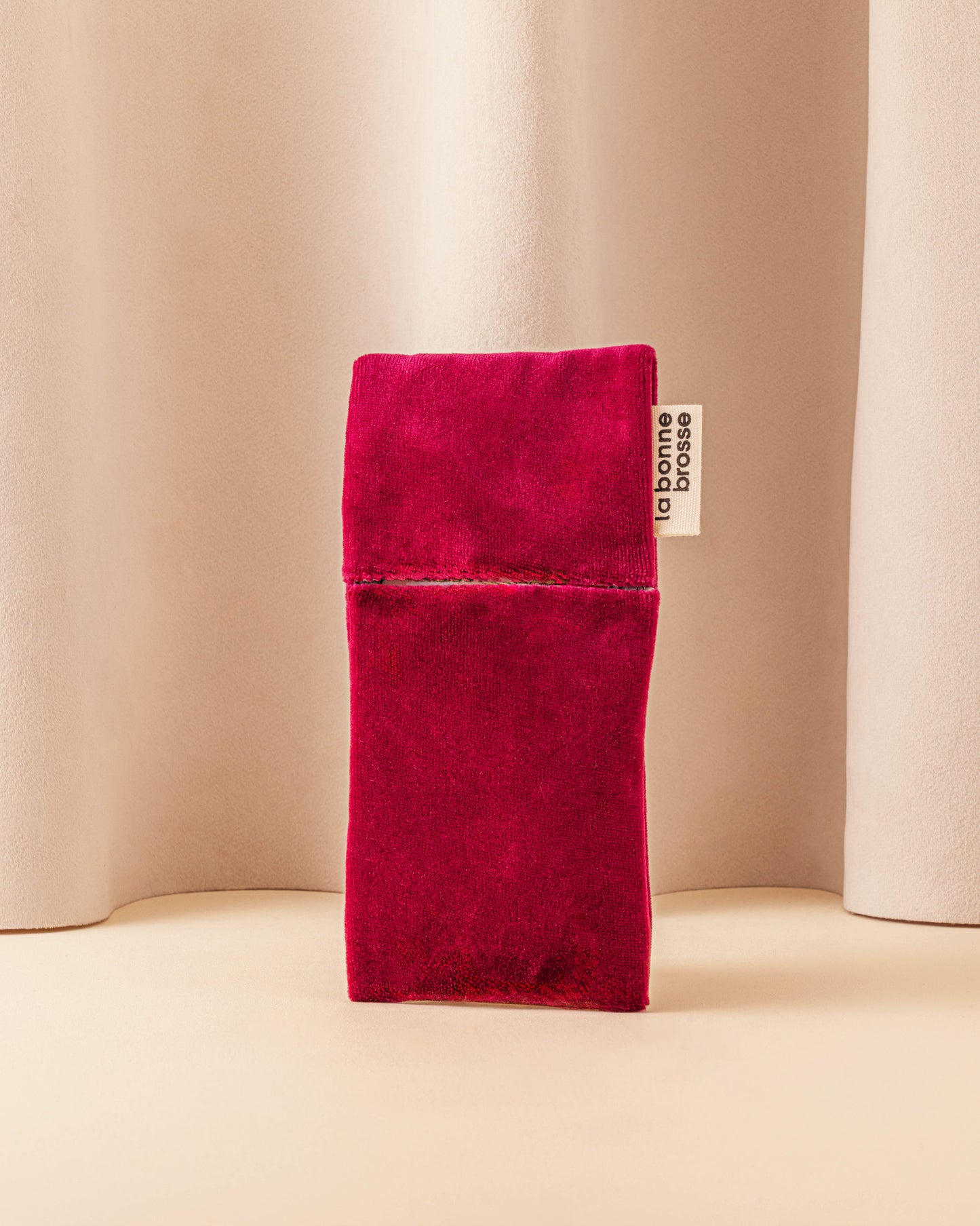 The “Micro Brush” Pouch Cherry Red