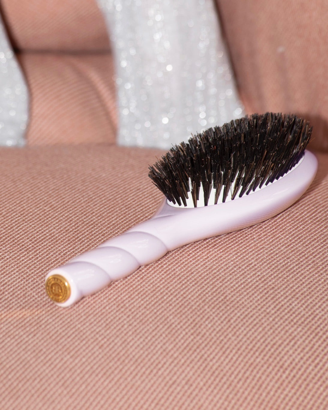 N.01 The Shine & Care Hair Brush THE UNIVERSAL Pink