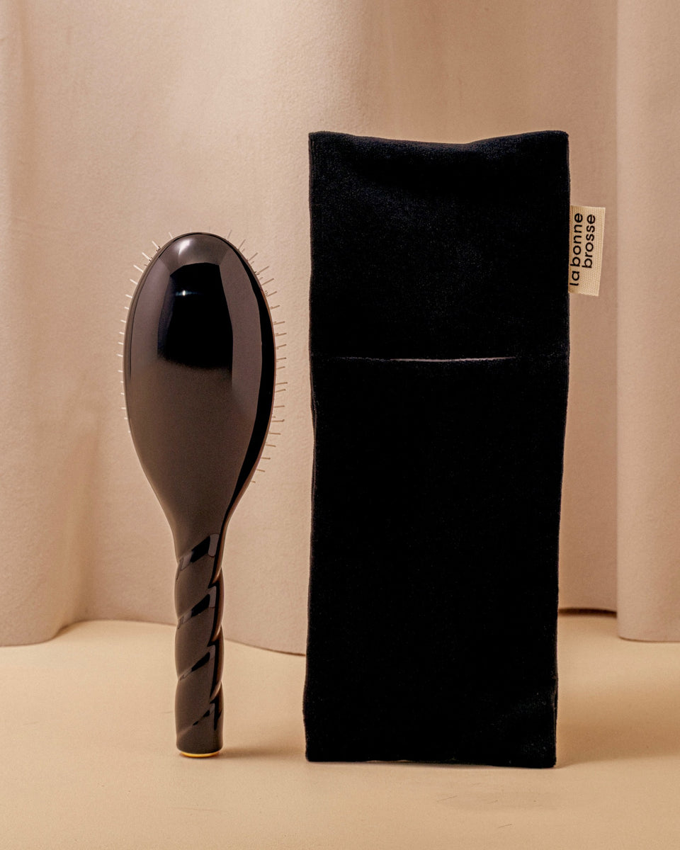 El Estuche "Cepillo Grande" Negra