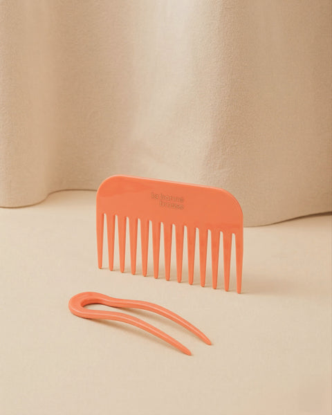 Duo : Le Petit Peigne Large et son Pic à Chignon Corail - Image 1