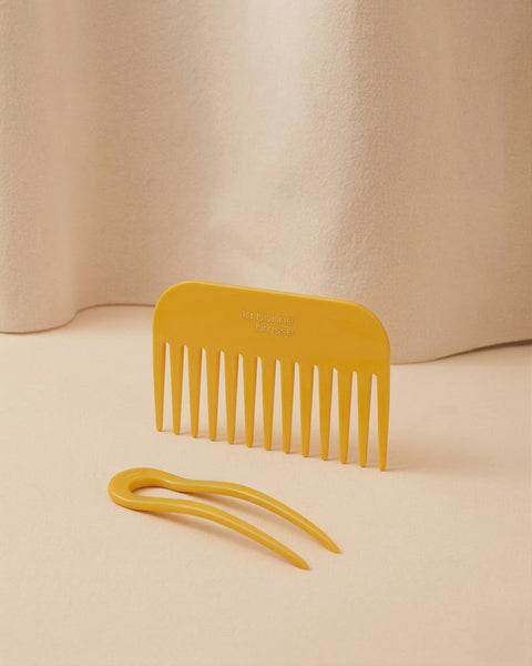 Duo : Le Petit Peigne Large et son Pic à Chignon Jaune Safran - Image 1
