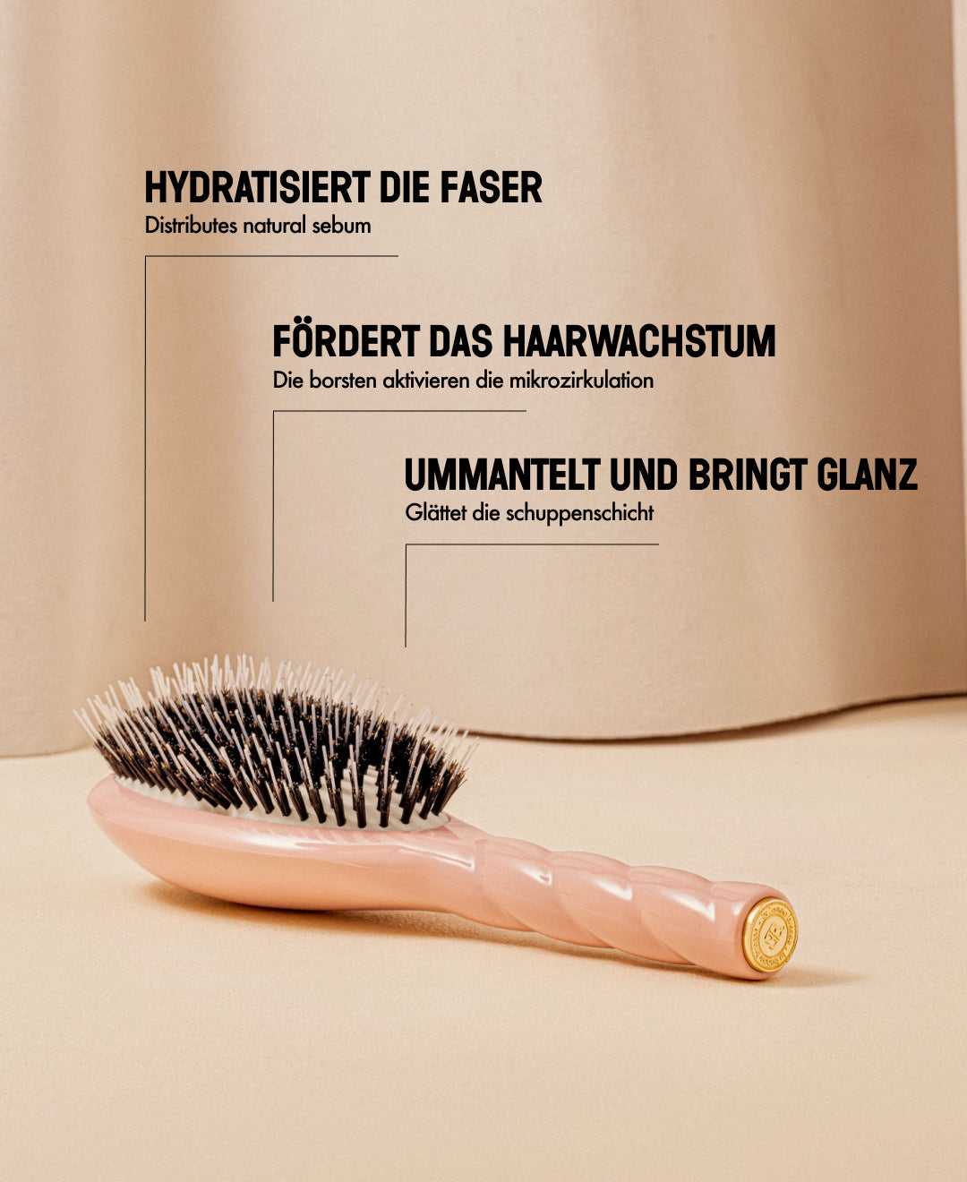 N.02 The Detangling & Care Brush The Essential Powder Pink
