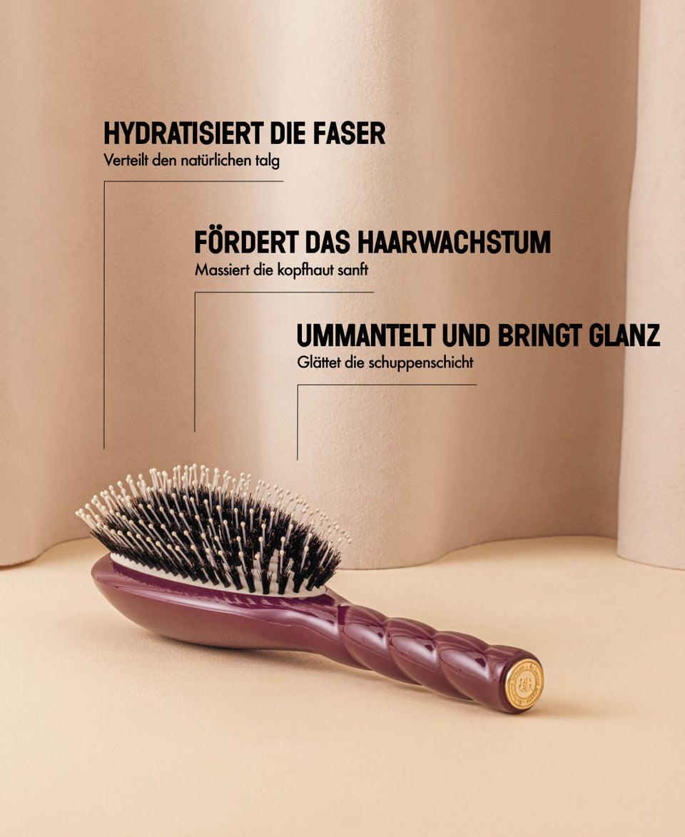 Limitierte Edition Aubergine: N.03 Unverzichtbare Sanftheit Bürste