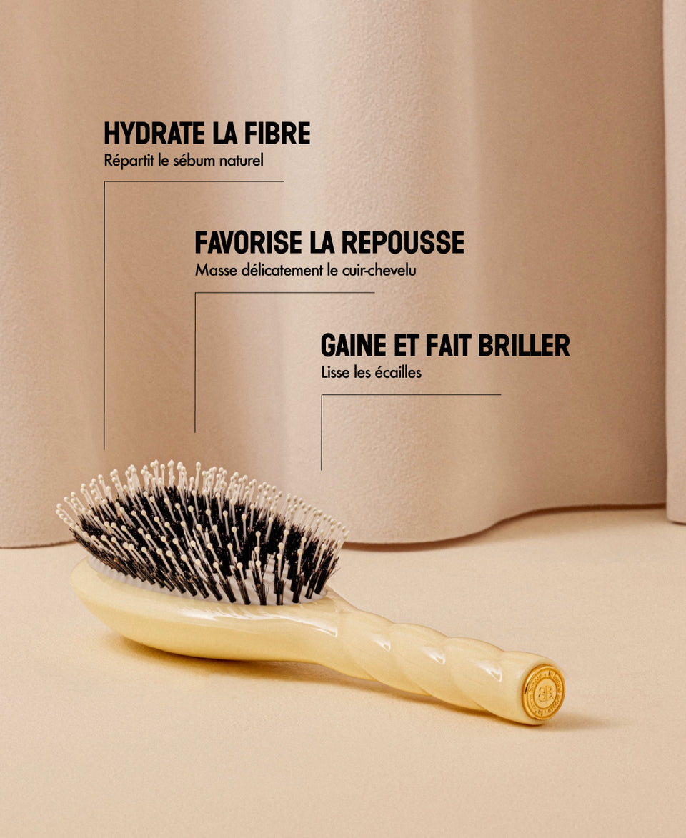 N.03 La Brosse Cuir Chevelu Sensible l'Indispensable Douceur Ivoire Cair