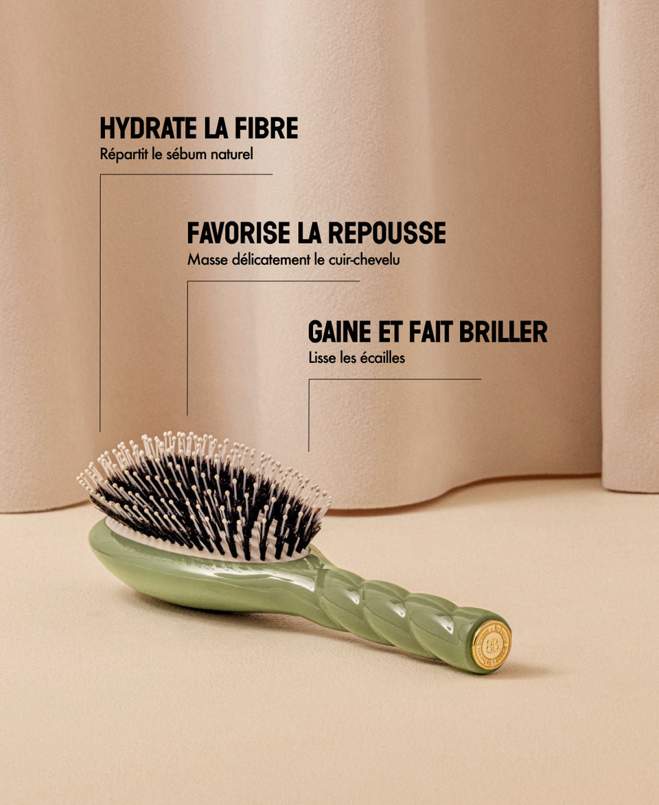 N.03 La Brosse Cuir Chevelu Sensible l'Indispensable Douceur Vert Amande