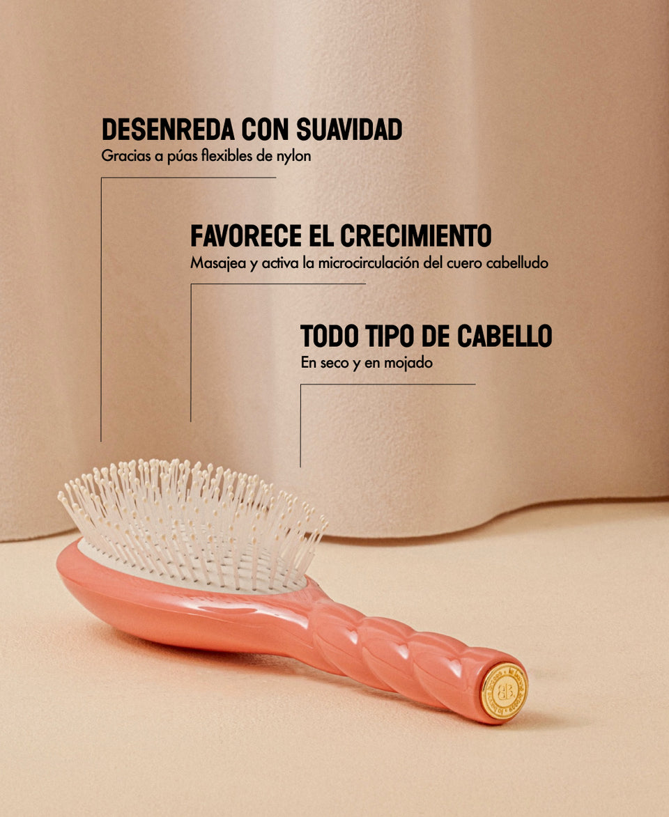 N.04 El Cepillo Desenredante y Masajeador La Miracle Coral
