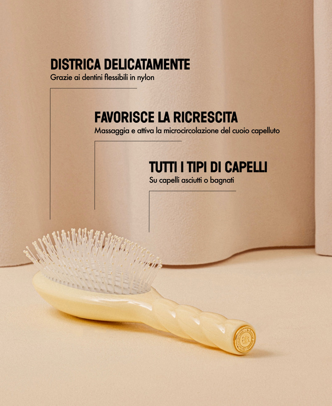 N.04 La Brosse Démêlante & Massante La Miracle Ivoire Cair